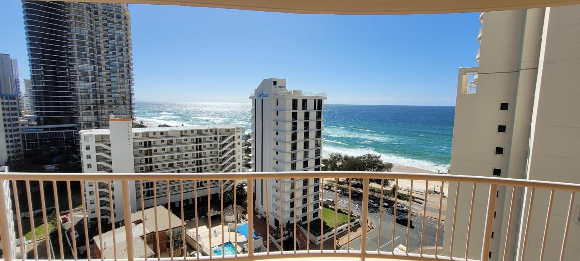 Apr Private Suites Moroccan By The Beach 골드코스트 외부 사진